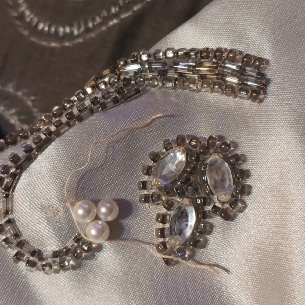 VICTORIA ROYAL LTD GOWN SIZE 10 - Picture 10 of 17